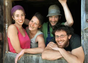 Selina, Miriam, Jakob und Robert wollen auf die Alp.
