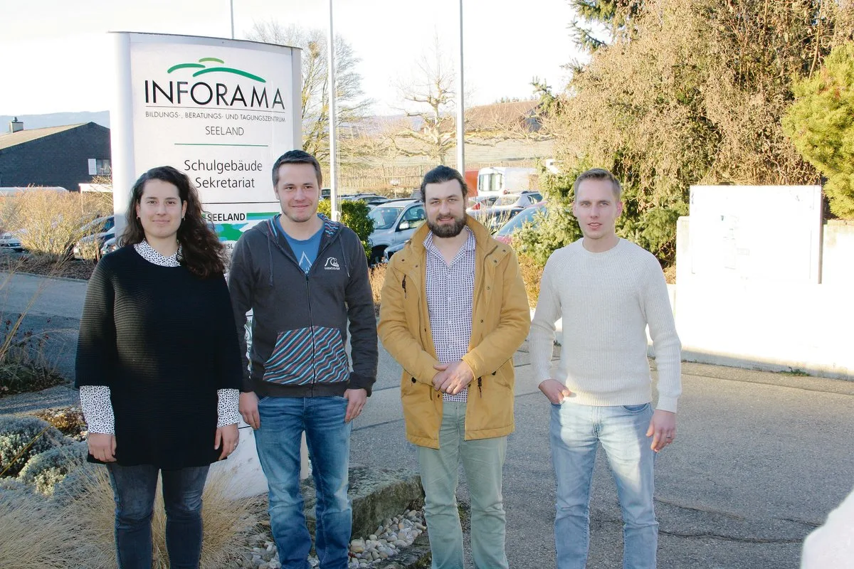fd4af2cc3b5b710e7b1e7bea14067ea4249e229b Sie alle überbrachten den Landwirten an der Wintertagung Gemüse wertvolle Infos (v. l. n. r.): Ivanna Crmaric, Thomas Steiner, Jonathan Heyer und Martin Roth. (Bild Andrea Wyss)