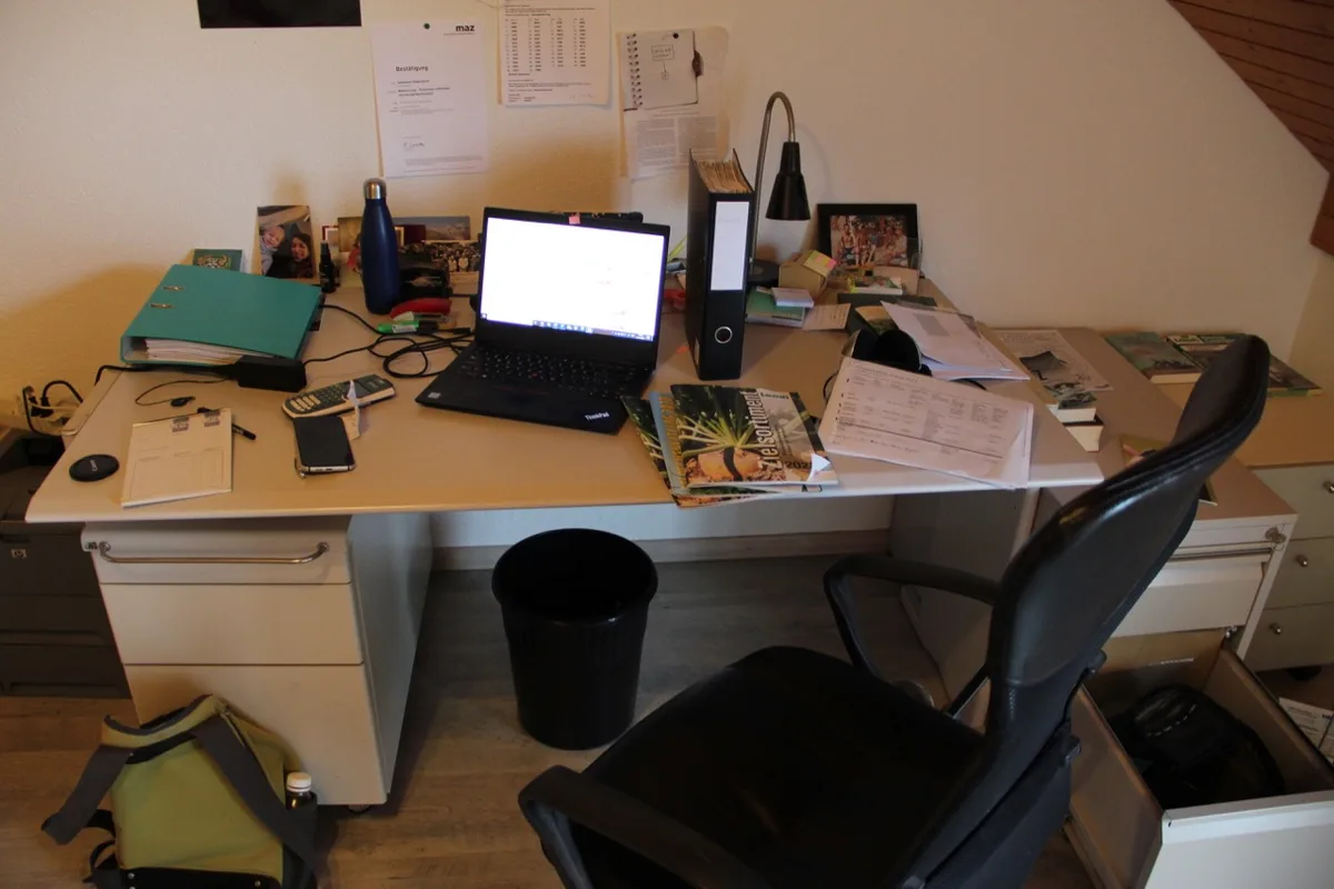 Büroorganisation mag mühsam sein, spart aber Zeit, Geld und Nerven. Bild: Sebastian Hagenbuch