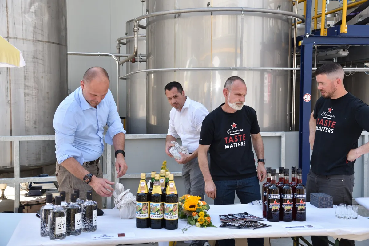 Aus Schweizer Rüben gibt es Zucker, Futter, Erde – und Ethanol