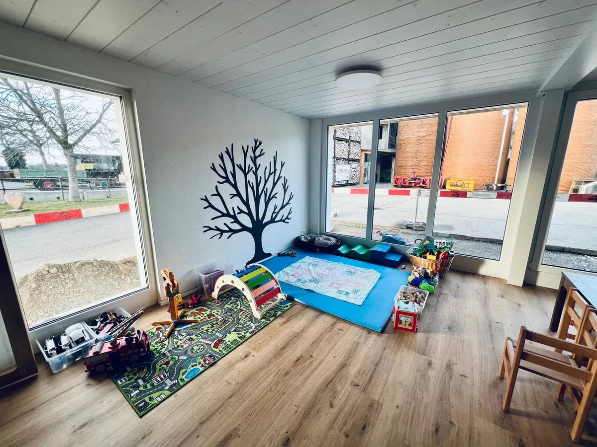«Die Kinder kommen aus allen Himmelsrichtungen zu uns in die Bauernhof-Kita»