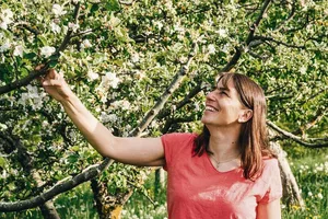 Ricarda Caderas findet Wertschätzung für sich bei der Arbeit in der Natur und in der Tätigkeit als Coach. «Ich kann mir heute Wertschätzung geben, stehe besser für mich selbst ein. Darum brauche ich weniger Wertschätzung von aussen.»