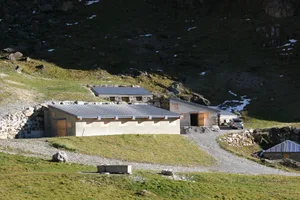 Nutzer von Alpgebäuden im oberen Toggenburg werfen dem Kanton Enteignung vor, nachdem im Grundbuch nicht mehr sie, sondern die Alpkorporationen als Besitzer der Gebäude eingetragen sind.