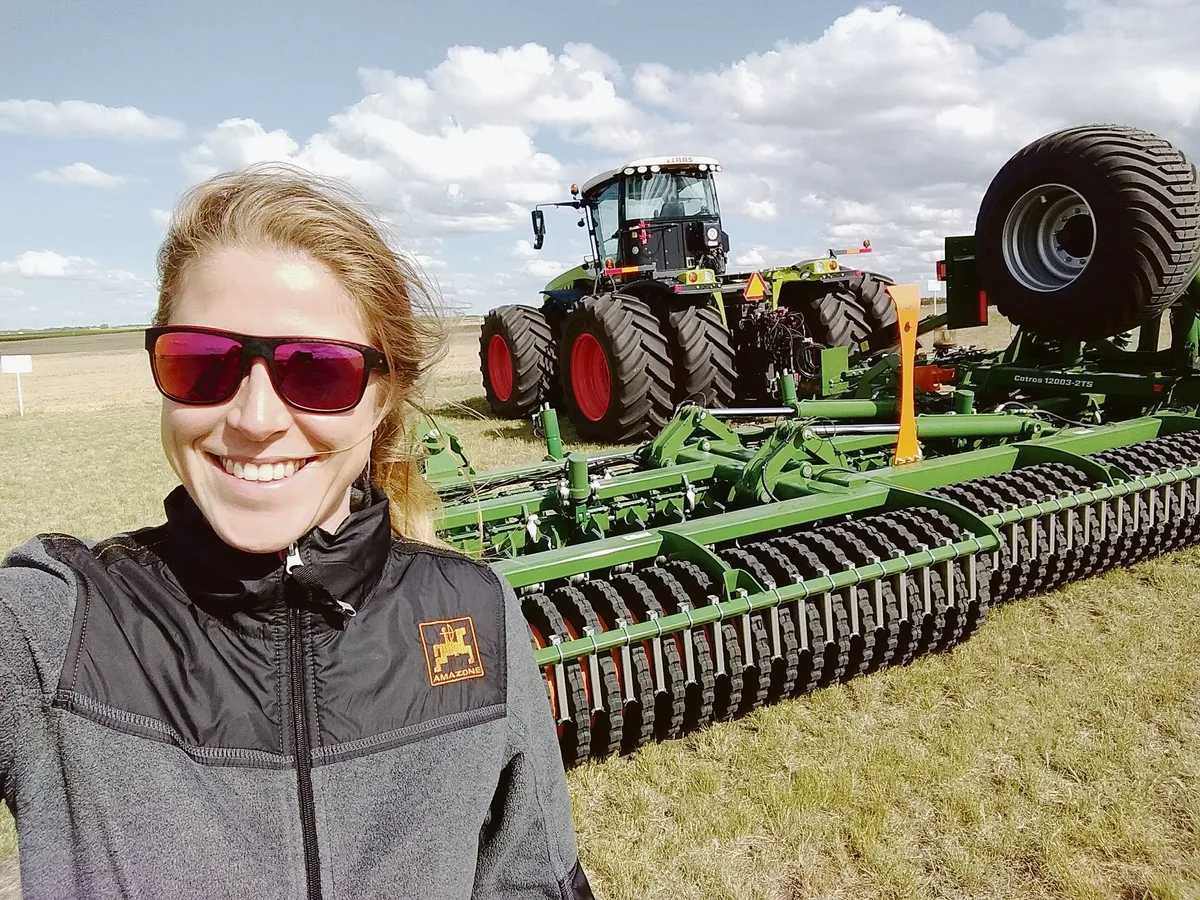 3d3c877f7dc84e77dcb060bae7de60bd78adaf73 Kathrin Schmidt will mehr Frauen für die Agrartechnikbranche gewinnen. Sie ist eines der fünf Gründungsmitglieder von AgTechWomen, einem Netzwerk für Frauen und Landtechnik. (Bild zVg)