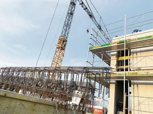 Vor allem Beton und Stahl, aber auch erdölbasierte Materialien wie Dämmungen, kosten immer mehr.
