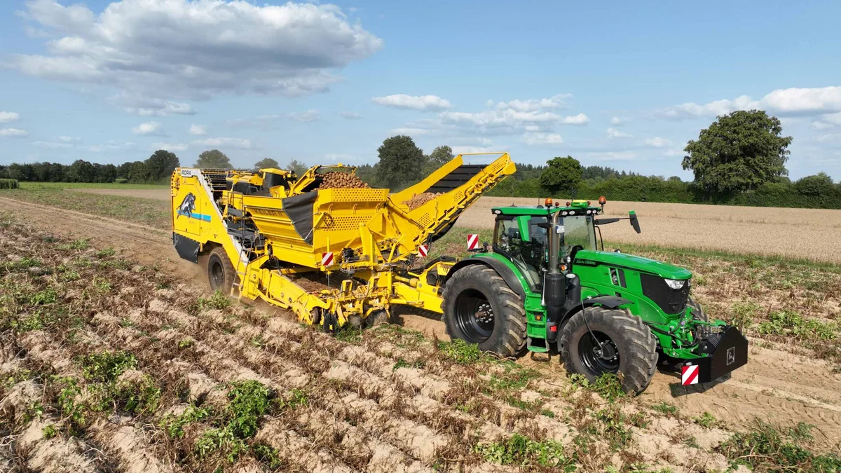 Eine neue Nachlauflenkung für den Kartoffelroder: So folgt der Ropa Keiler 2 RK22 dem Traktor spurgenau