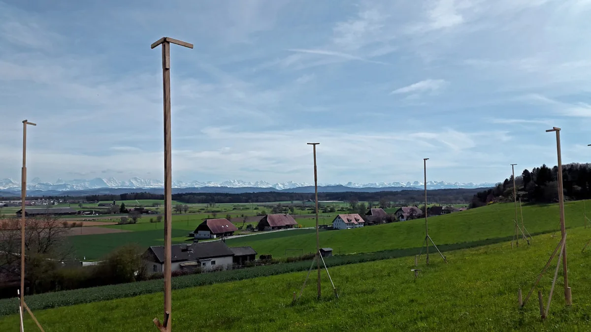 b9f9c4ddd50c8bf43ef1714aee9353b053e10dc4 "Am Anfang jeder Überbauung steht jemand, der sein Landwirtschaftsland verkauft", gibt Benedikt Kock zu bedenken. (Bild zersiedelung-stoppen.ch)