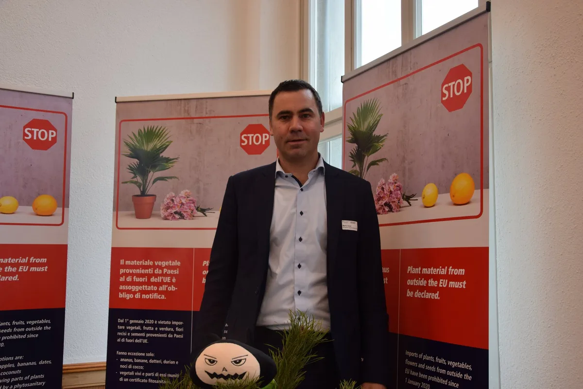 489d515db7c432a5a9ff91d2a9d72775c55795e1 Martin Rufer, designierter Direktor des Schweizer Bauernverbands, vertrat den SBV an der offiziellen Lancierung des Internationalen Jahrs zur Pflanzengesundheit. (Bild jw)