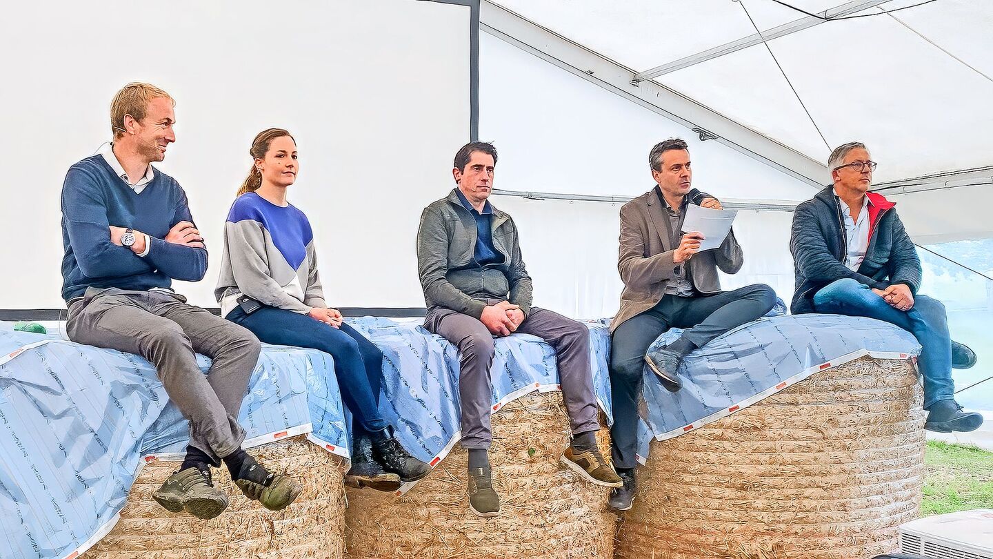 Michael Suter, Beatrice Rufer, Hansueli Jungen, Boris Beuret (SMP) und Christophe Eggenschwiler (IP-Suisse) (v. l.).