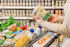 Das Bio-Sortiment bei Coop soll weiter ausgebaut werden. Zudem will die Detailhändlerin stark auf lokale Produkte setzen.