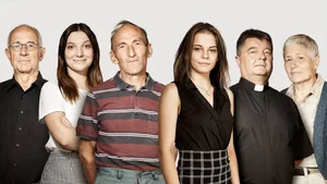 Die Nominierten für den Prix Courage 2019: Christian Marti, Iluska Grass, Markus Ramser, Robin Justine Schönbeck, Josef Karber, Gaby Igual. (Bild Beobachter)
