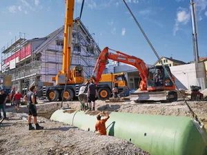 Die SBBG unterstützt mit ihrer Bürgschaft landwirtschaftliche Projekte, vom Betriebskauf bis zum Neubau einer Käserei wie hier auf dem Bild.