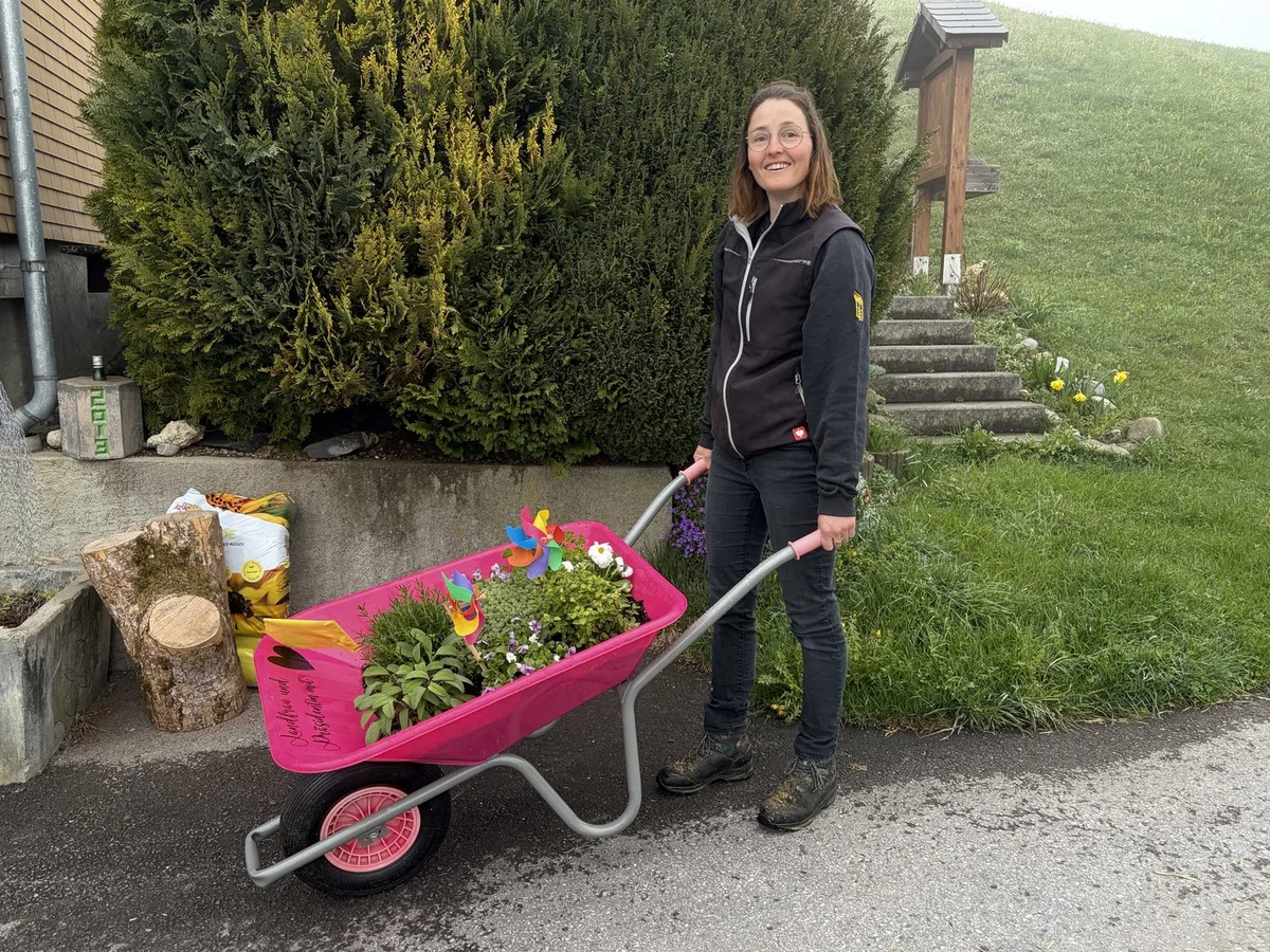 Martina3 «Respekt davor habe ich jedenfalls»: Martina Neff ist neu höchste Bäuerin in Appenzell Ausserrhoden
