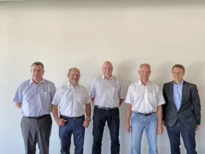Obwohl sie verschiedene Rassen vertreten, ziehen sie bei der ASR alle am selben Strick: Matthias Scheling, Hans Aebischer, Ueli Bach, Adrian Weber und Reto Grünenfelder (v.l.).