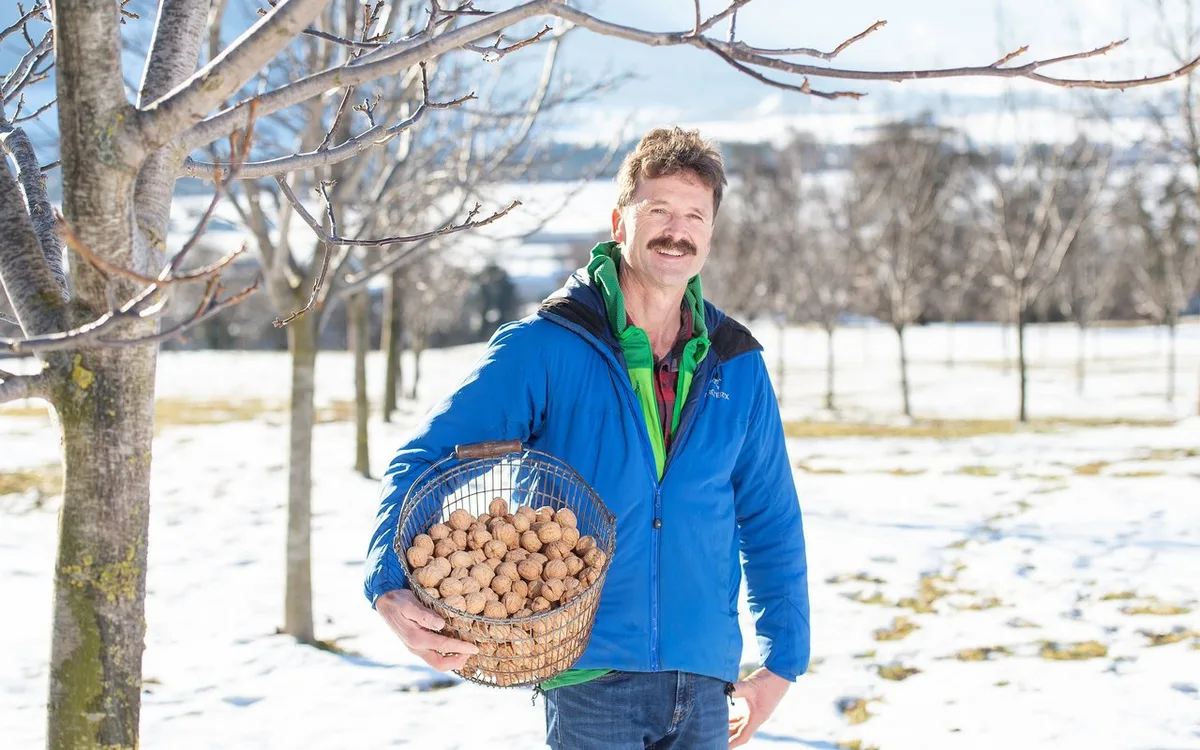 biogrischun_janggen Bio-Nusspionier Johannes Janggen gewinnt Bio Grischun Preis