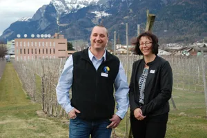 Ursula Herren, Geschäftsführerin und Stefan Geissmann, Präsident des Schweizer Ziegenzuchtverbands.