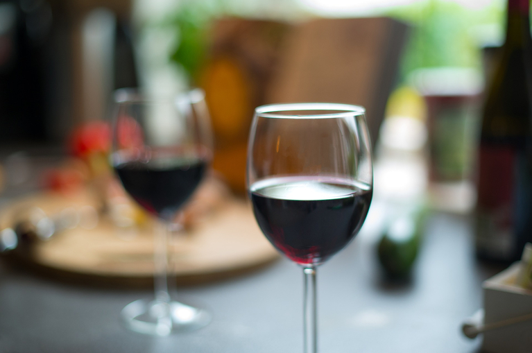 Ein Grund für den starken Wein-Export ist, dass Kundinnen und Kunden nach der US-Zollandrohung Bestellungen vorgezogen haben. (Symbolbild Pixabay)