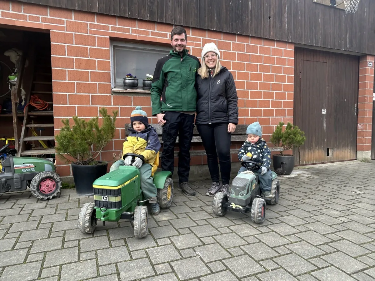 OS-A-16-1_Naepflin_Familie «Alles richtet sich nach dem Abferkeln» – Hofübernahme im Thurgau