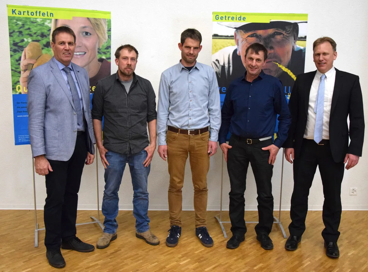 96ad1f3a16ea127f84c91fcd96644d26671b1442 Im Semag-Verwaltungsrat (v. l. n. r.): Daniel Niklaus (Präsident), Jürg Hess (neu), Simon Hofer (neu), Franz-Josef Widmer (Ex-Mitglied) und Adrian Krähenbühl (Geschäftsführer). (Bild Katrin Erfurt)