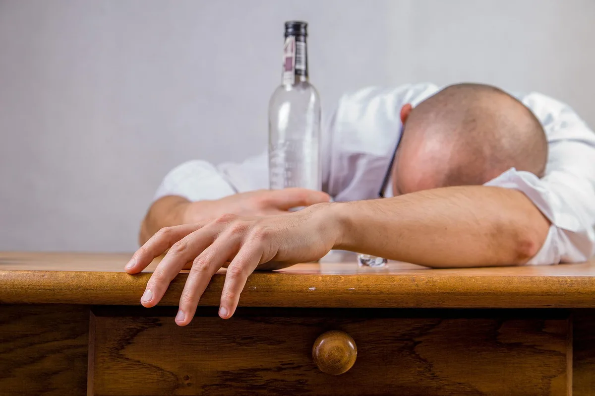 man-g036efd604_1920 Wenn der Partner Co-abhängig wird – gemeinsam in der Suchtfalle