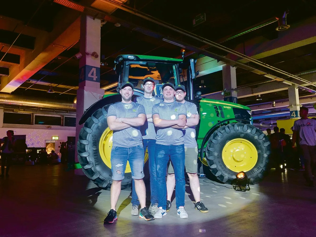 ae493b213abca973a616d8cba73f127339fa0662 Benedikt Dahme, Lukas Meyer, Markus Steinmüller und Manuel Zeiler treten als Team John Deere an. (Bild jba)