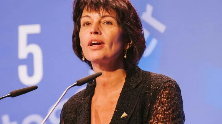 3bf818ef04ee83e84154e164f390c3c9f2729032 Doris Leuthard