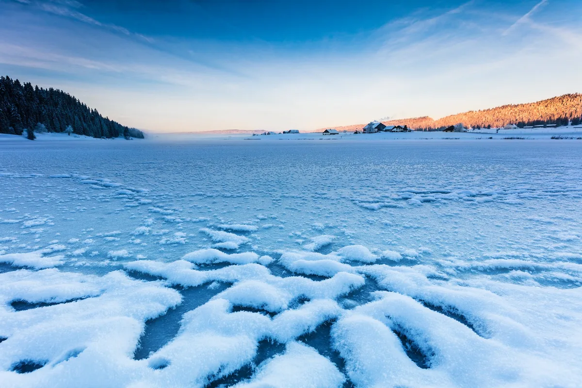 _c_Vincent_Bourrut_LacdesTailleres_hiver_HD_Kopie Temperaturrekorde: Was sind Kaltluftseen und warum sind sie so kalt?