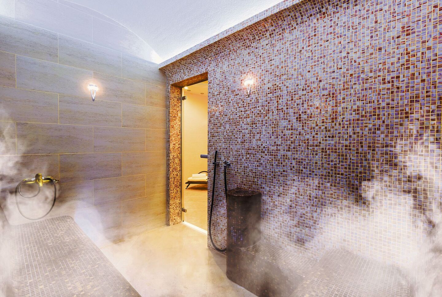 Saunas sind Orte der Entspannung, wenn man sich an einige Regeln hält.