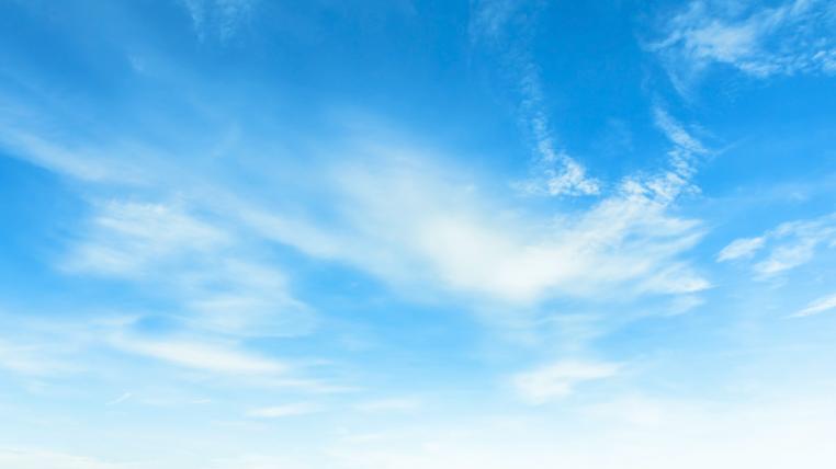 Himmel mit Schleierwolken