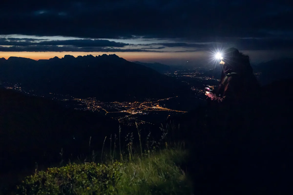 2023_WaNa_night Wandern im Dunkeln an der 17. Schweizer Wandernacht