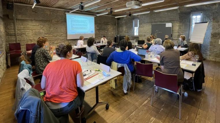 Frauensession: Kommission trifft sich
