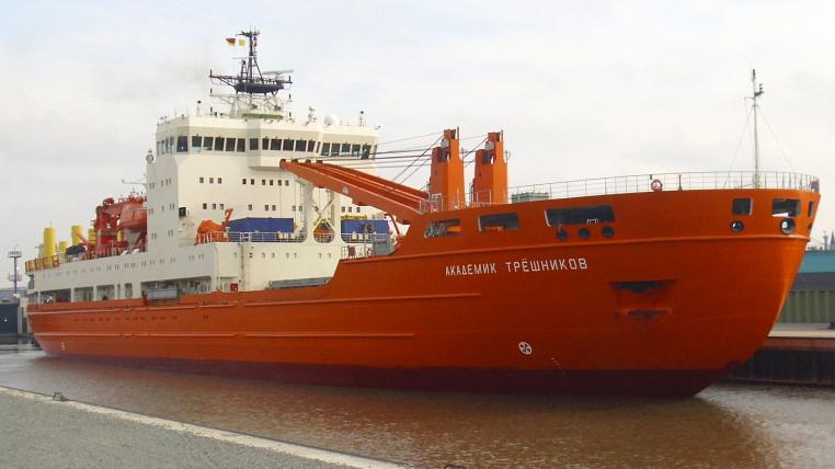 Schiff Akademik Trjoschnikow