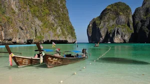 Mit dem Boot geht es erst Ende Oktober wieder an die Maya Bay, den legendären thailändischen Strand aus «The Beach».