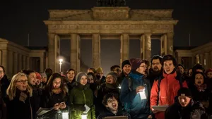 Licht aus: Das Brandenburger Tor blieb während der Earth Hour 2018 dunkel.