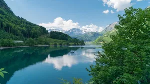 Im Gebiet zwischen Sarnersee (Bild), Sarneraa und Alpnachersee sind gesamtheitliche Wasserbaumassnahmen geplant.