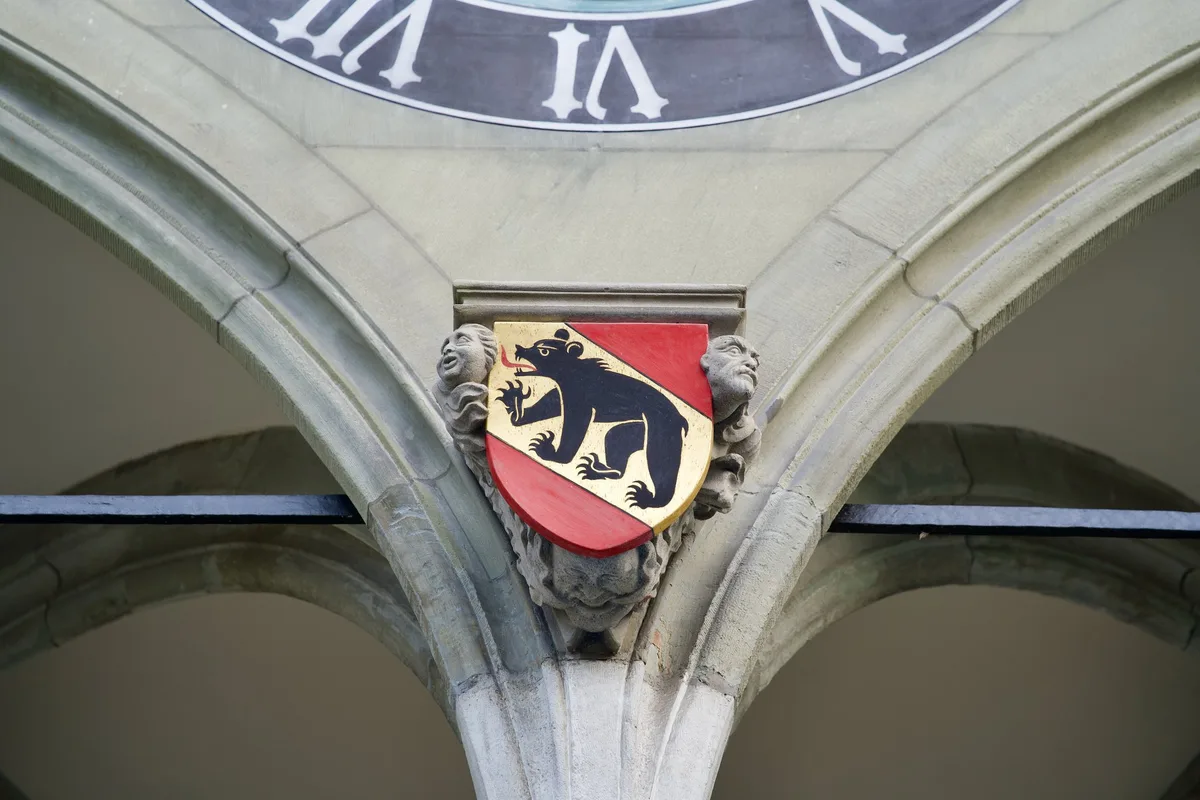 shutterstock_1923775763 Tierische Kantons- und Gemeindewappen