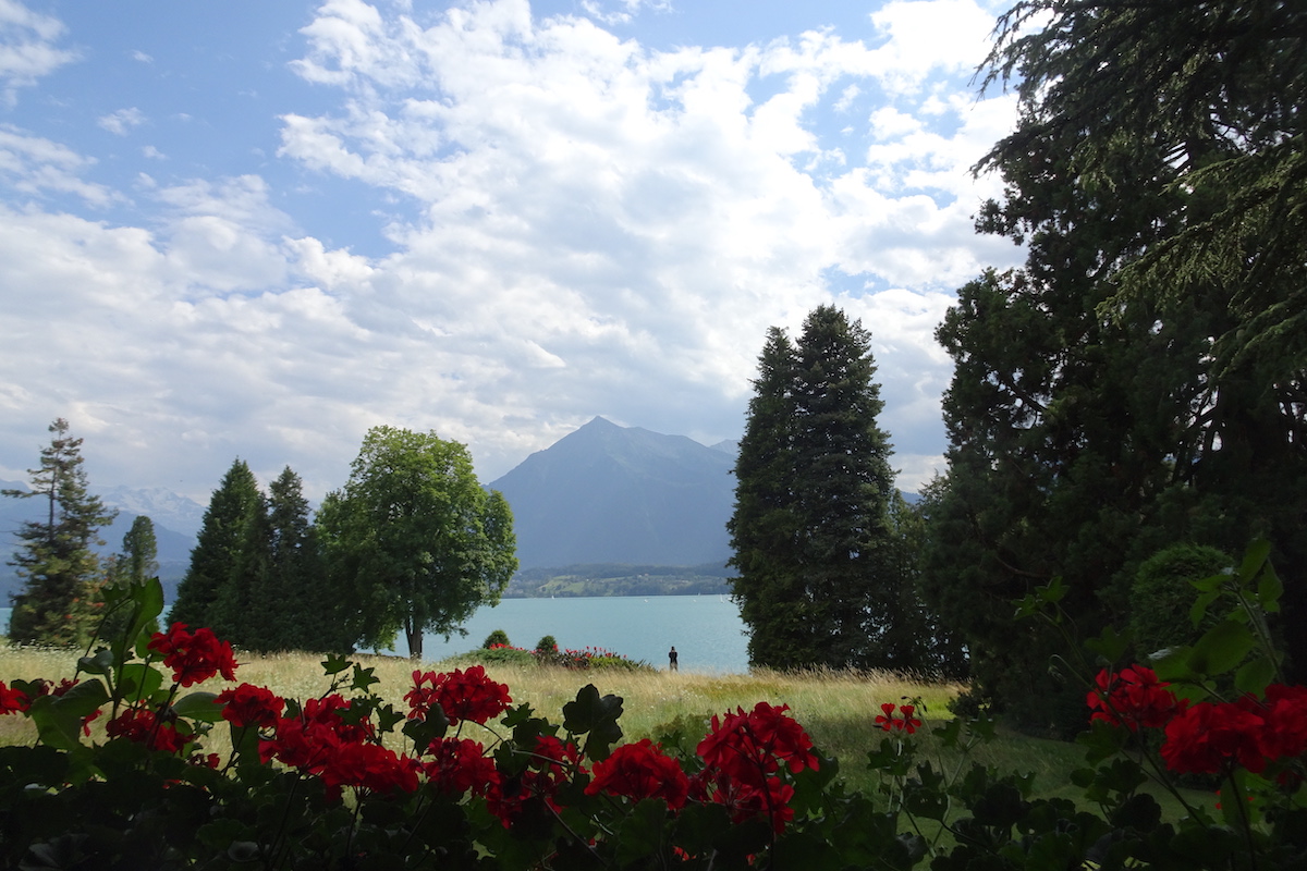 Der Schlosspark Oberhofen am Thunersee