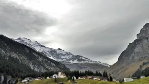 Auf dem Urnerboden gibt viele verschiedene Lebensräume und Arten.