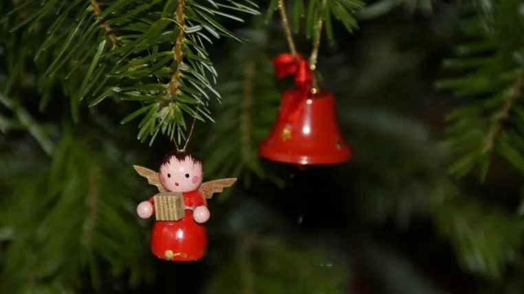 d224ef5ed01389800406be92bacd369ffad24f65 weihnachtsbaum.jpg