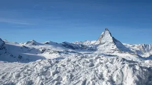 Forscher messen am Matterhorn seit zehn Jahren kontinuierlich. Sie können dadurch das Risiko von
Felsstürzen besser vorhersagen.