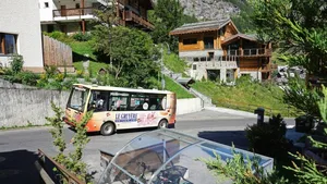 Der E-Bus überwindet hier an steilster Stelle eine Steigung von 16 Prozent.