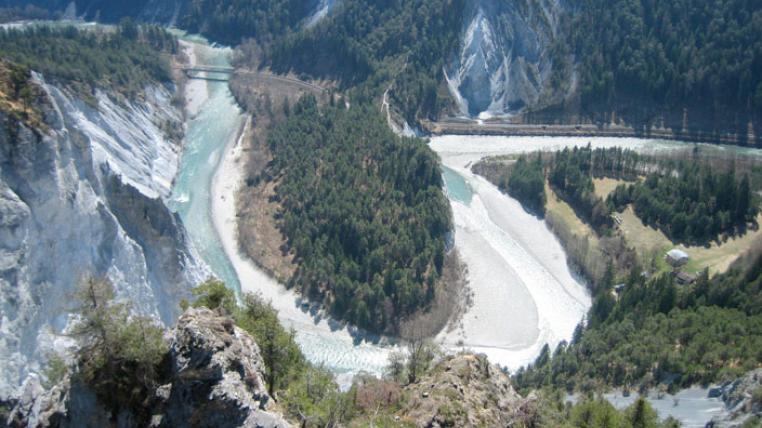 Vorderrheinschlucht-Adrian-Michael-bysa-s.jpg