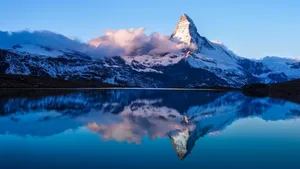 Wasser aus den Bergen ist gefragt: Immer mehr Menschen sind davon abhängig.