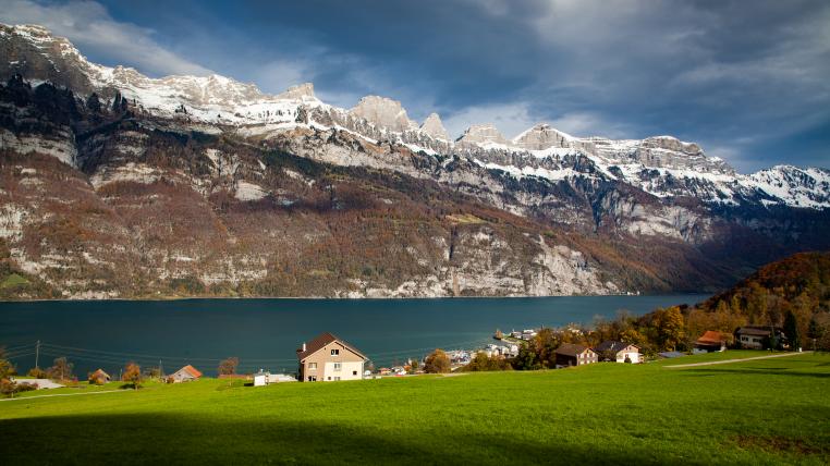 Walensee mit Churfirstenpanorama