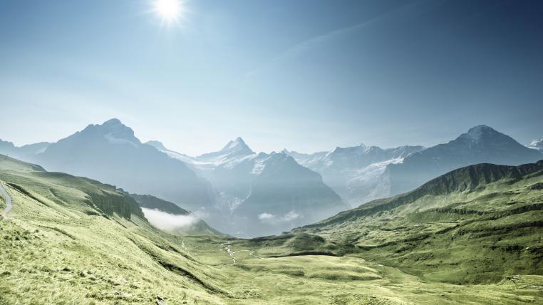 Grindelwald-First mit Blick aufs Alpenpanorama