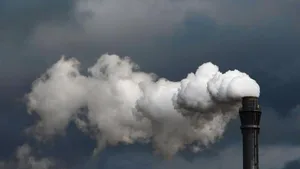 Laut einer neuen Studie bremst der Klimawandel die Weltwirtschaft stärker als bisher angenommen.