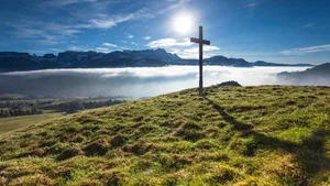 Auf Gipfeln mit viel Platz kann der Corona-Sicherheitsabstand eingehalten werden.