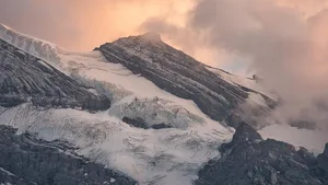 Unter Beobachtung: Das Felsgebiet am Doldenhorn.