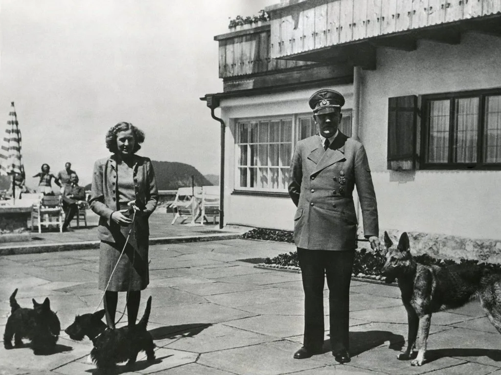 HitlerundEva_Braun 754279429